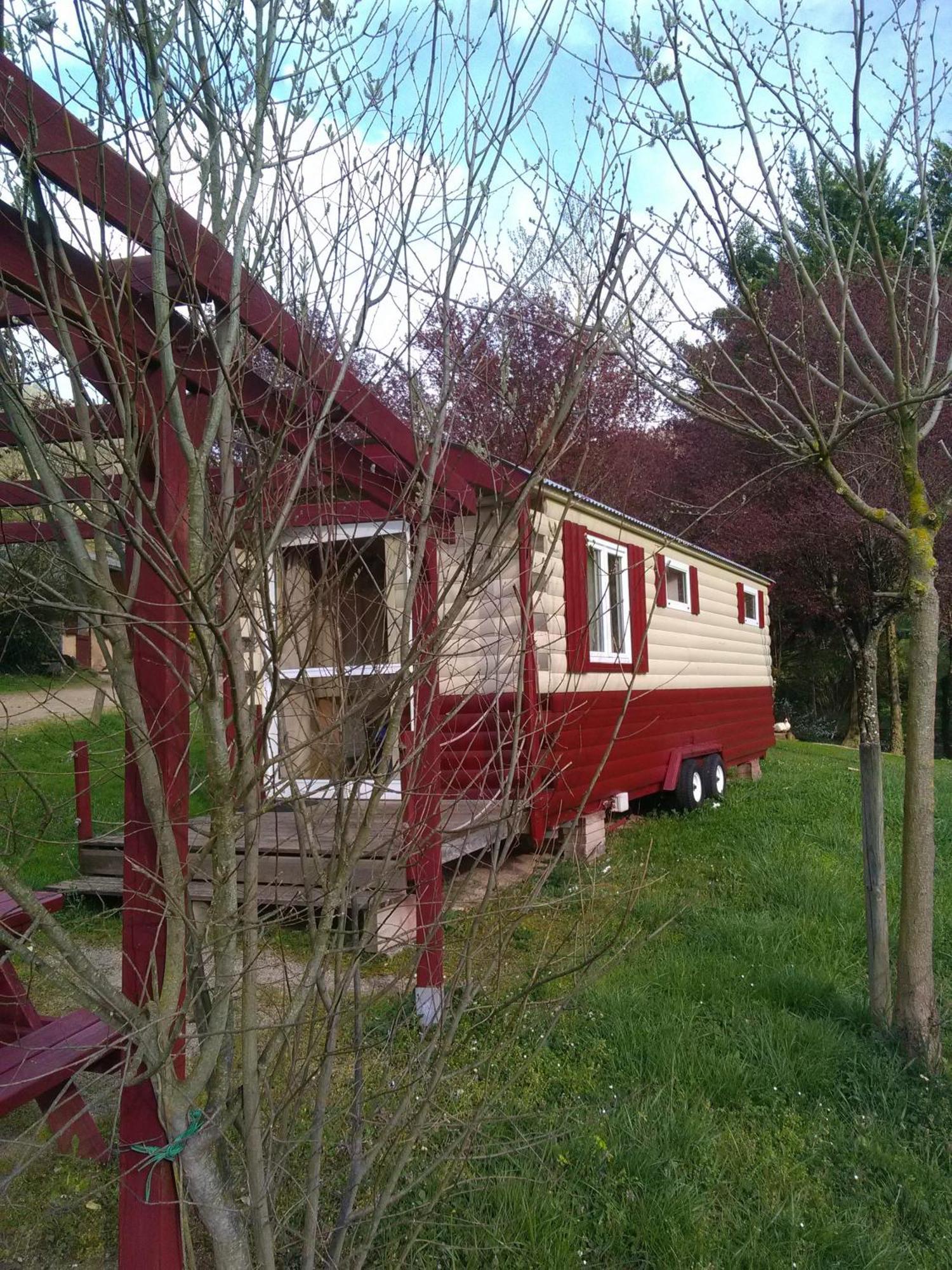la Frégière Chalets Clairvaux-d'Aveyron Exterior foto