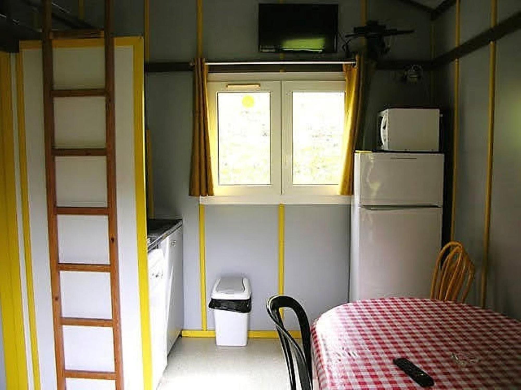 la Frégière Chalets Clairvaux-d'Aveyron Exterior foto