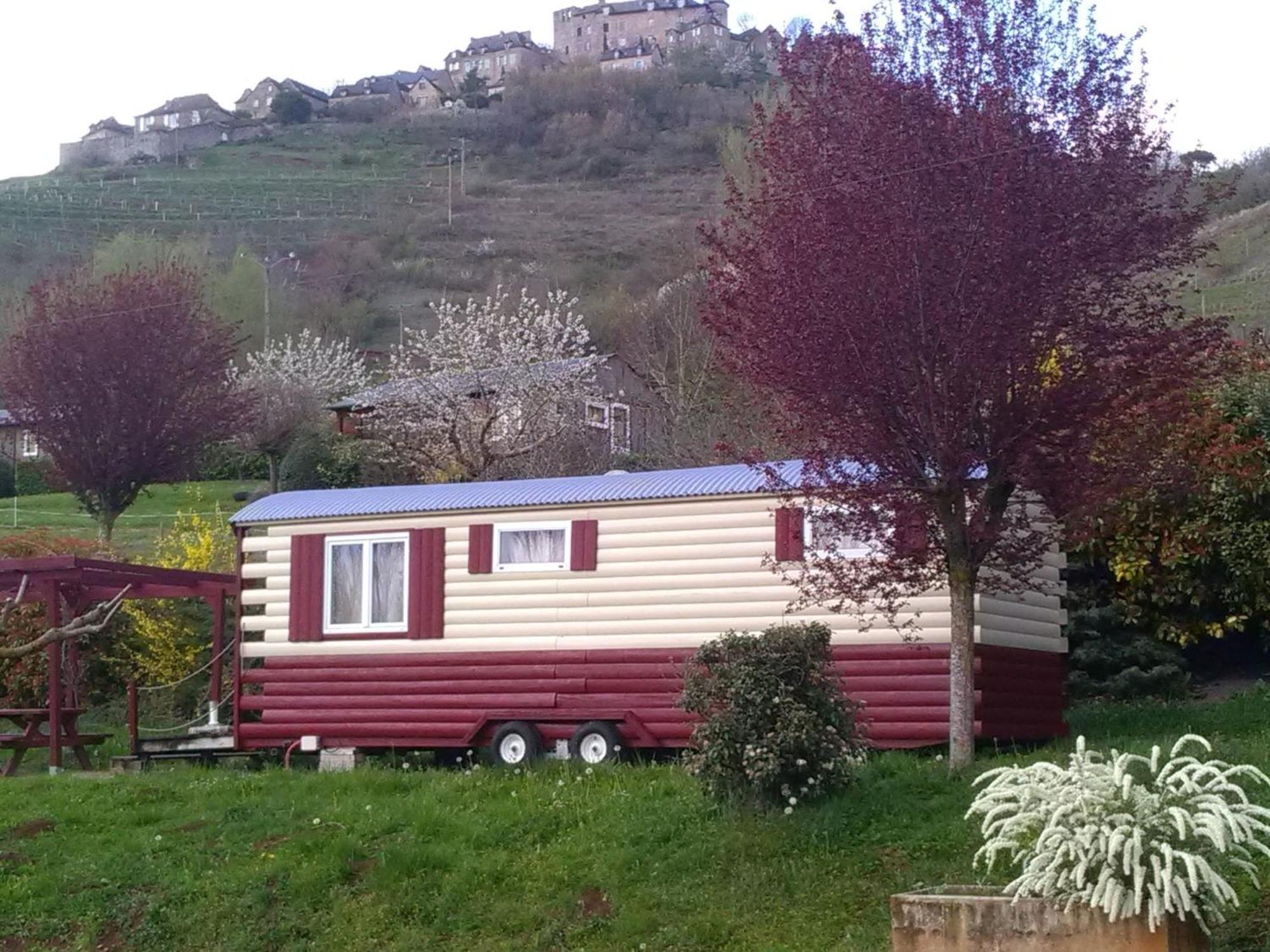 la Frégière Chalets Clairvaux-d'Aveyron Exterior foto
